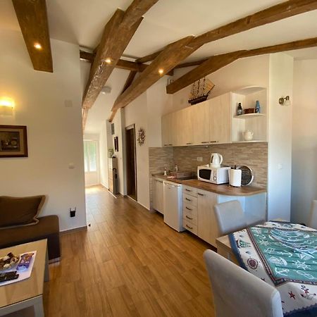 Sunny Bay Apartments Котор Екстериор снимка