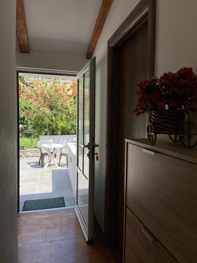 Sunny Bay Apartments Котор Екстериор снимка