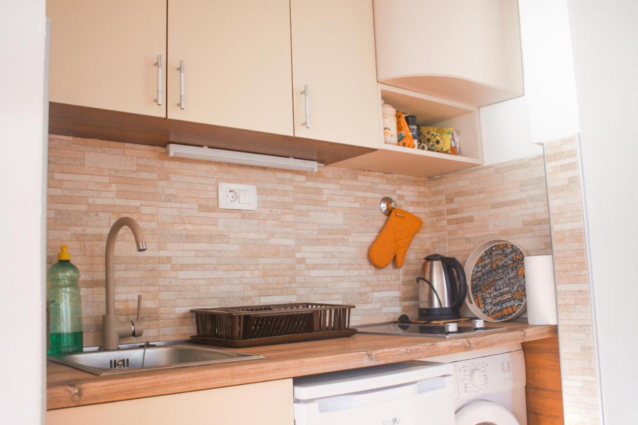 Sunny Bay Apartments Котор Екстериор снимка