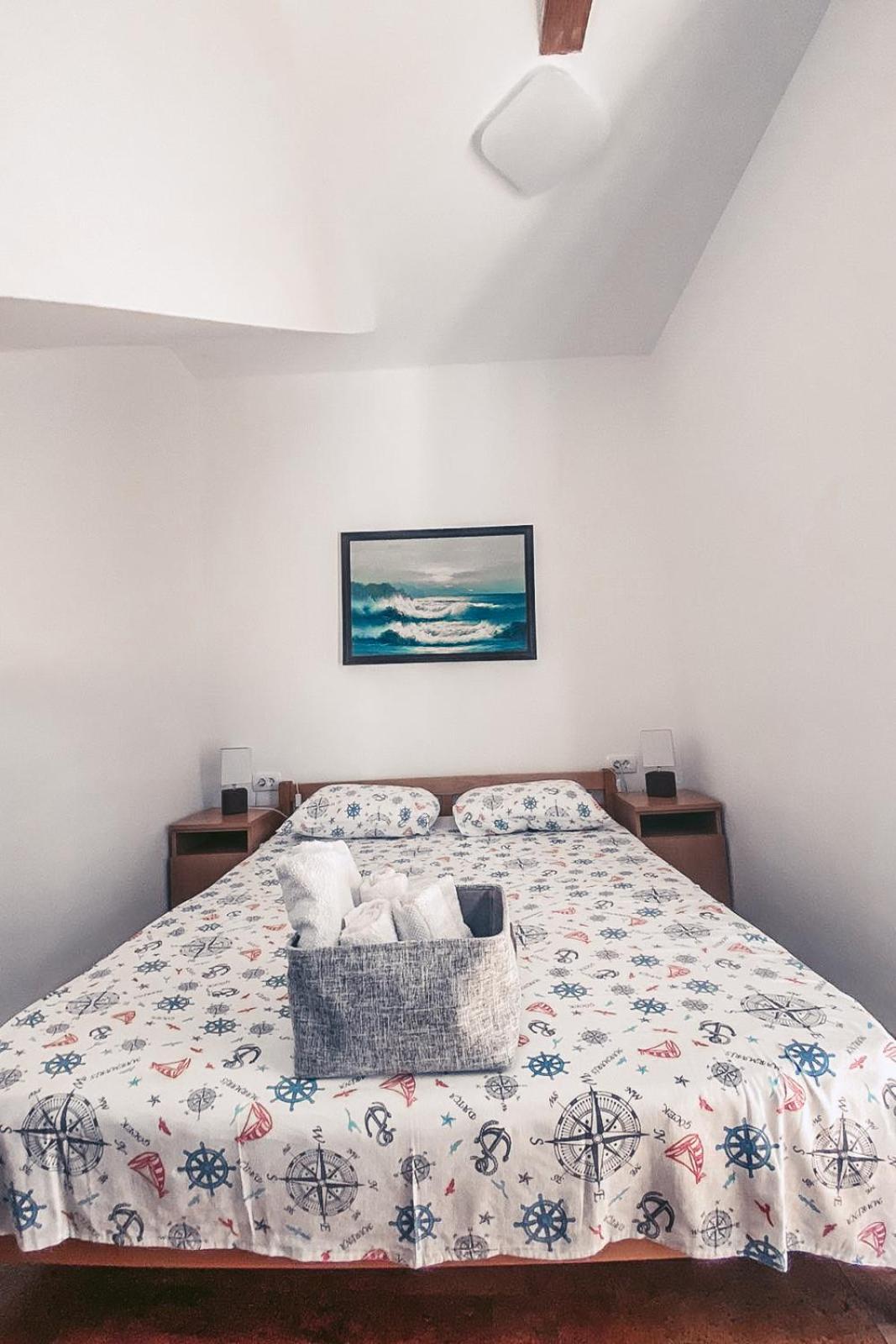 Sunny Bay Apartments Котор Екстериор снимка
