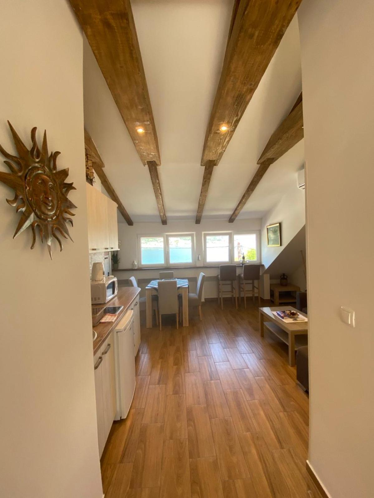 Sunny Bay Apartments Котор Екстериор снимка